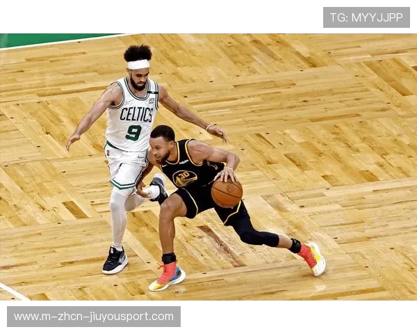 勇士一波流打懵凯尔特人，库里又一次三分不手软